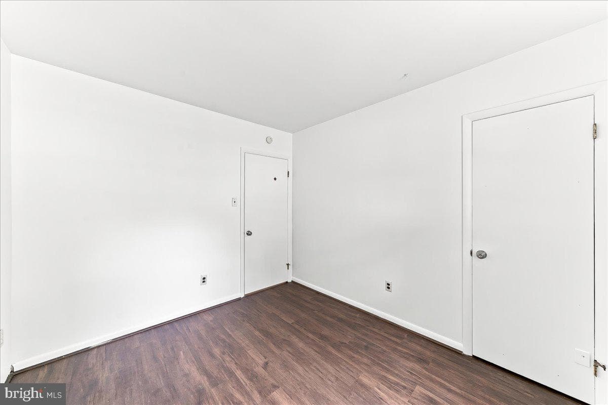 426 Sharp Avenue photo 14