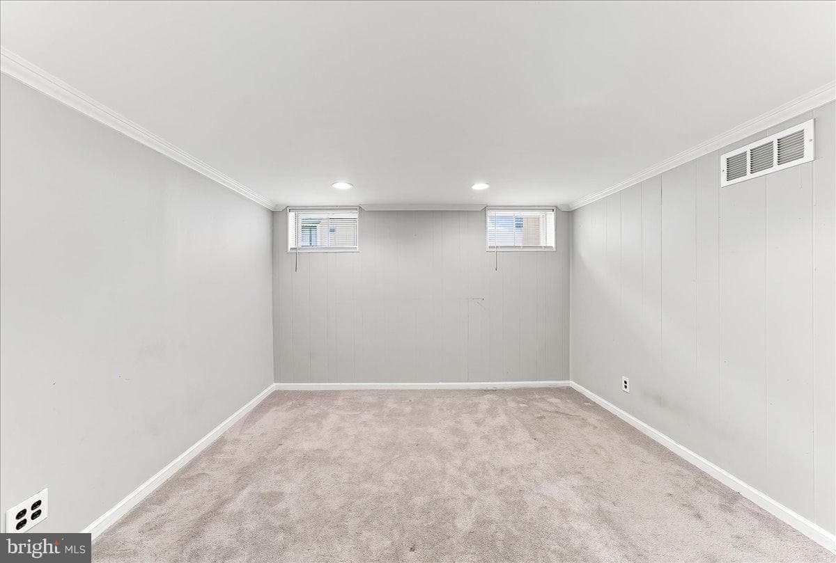 426 Sharp Avenue photo 23