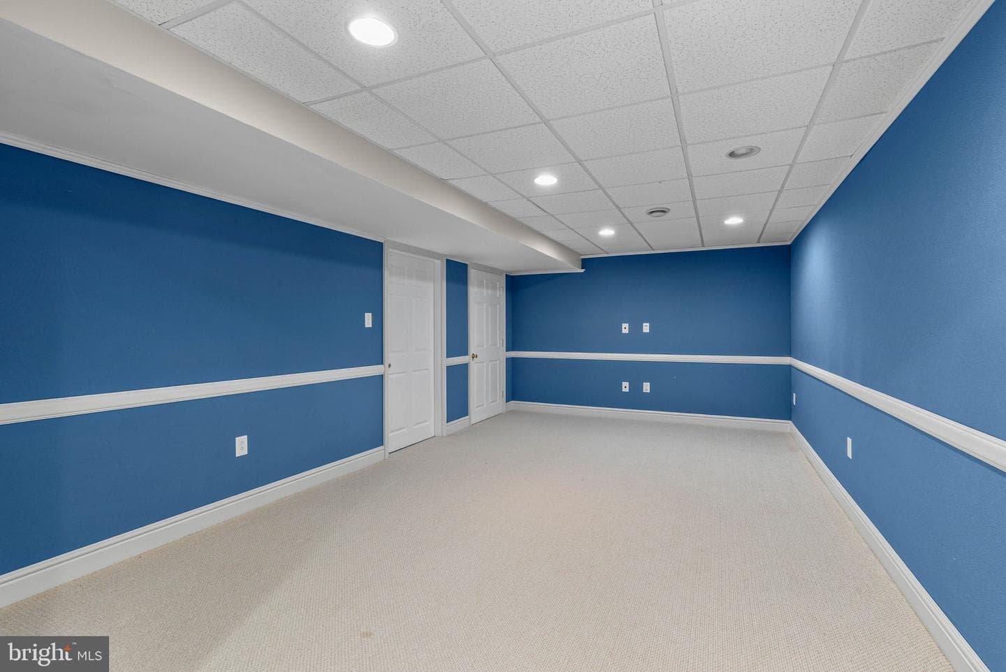 12 Huntingdon Court photo 30