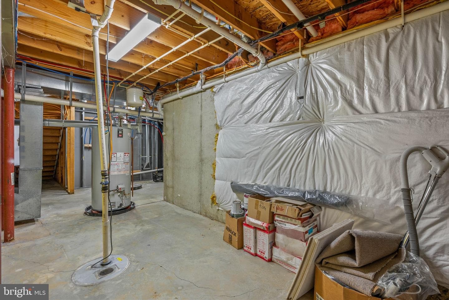 12 Huntingdon Court photo 32