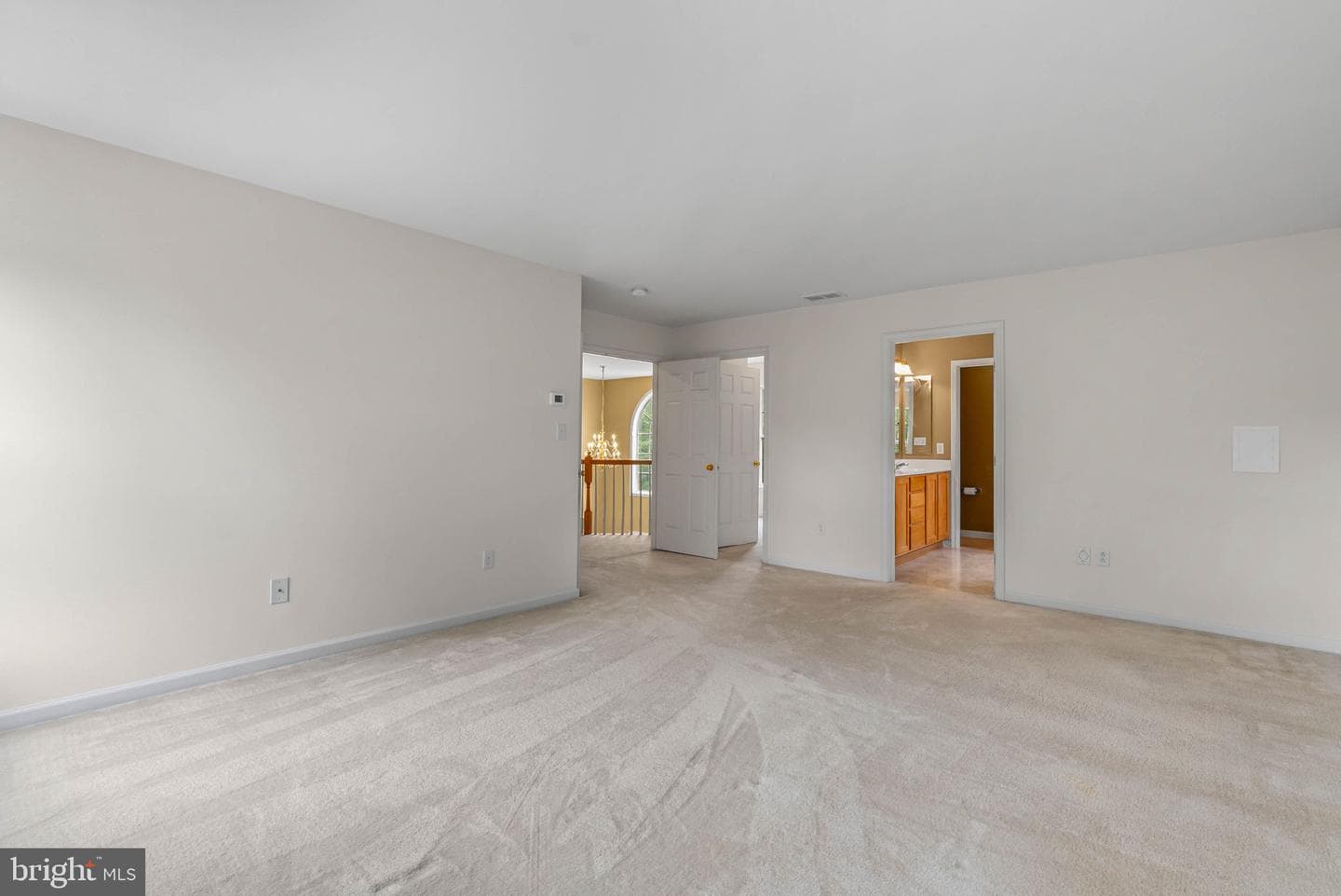 12 Huntingdon Court photo 37