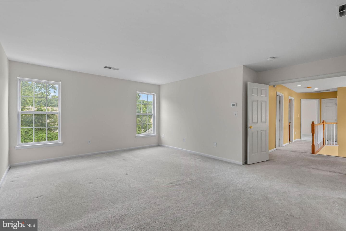 12 Huntingdon Court photo 38