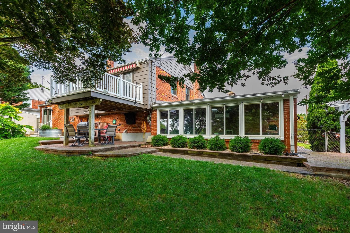 609 Hillside Avenue photo 46