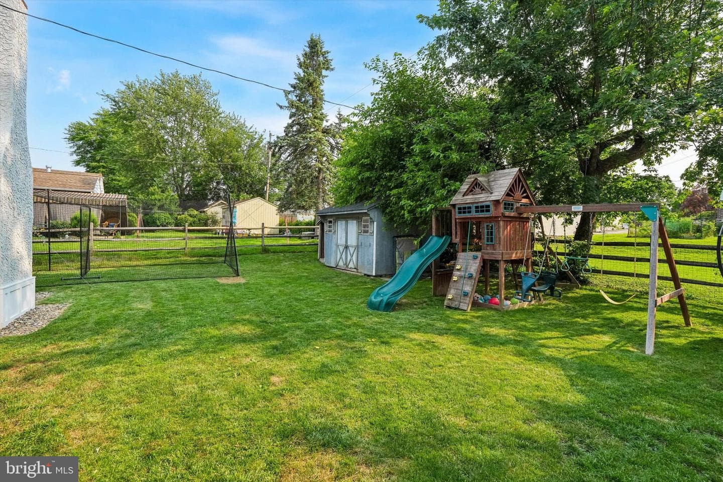 18 N Malin Road photo 23