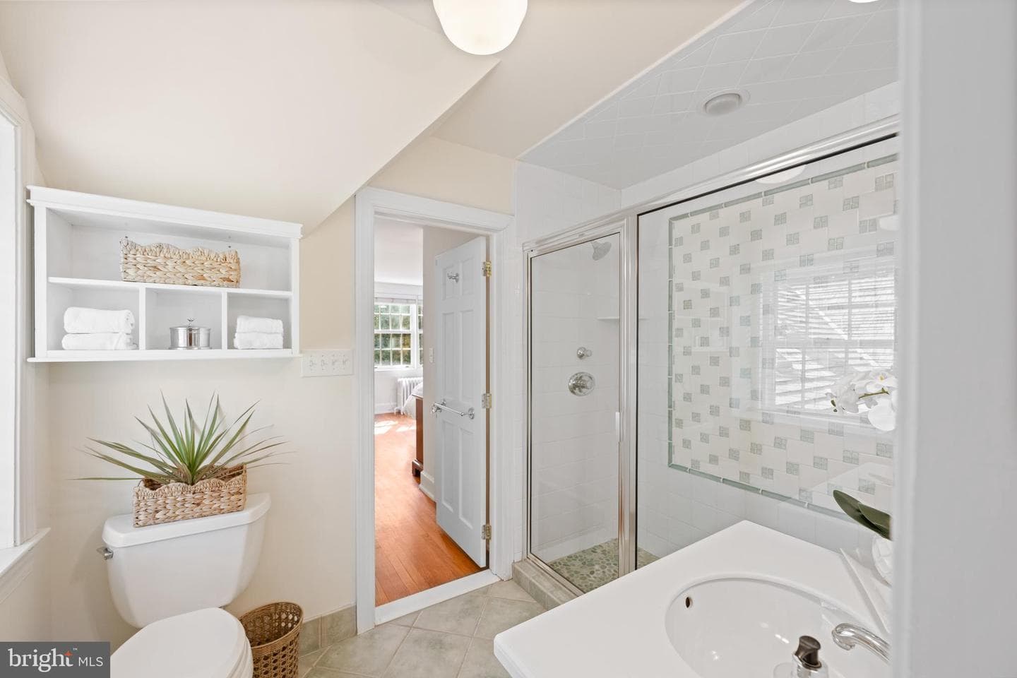 847 Lesley Road photo 50