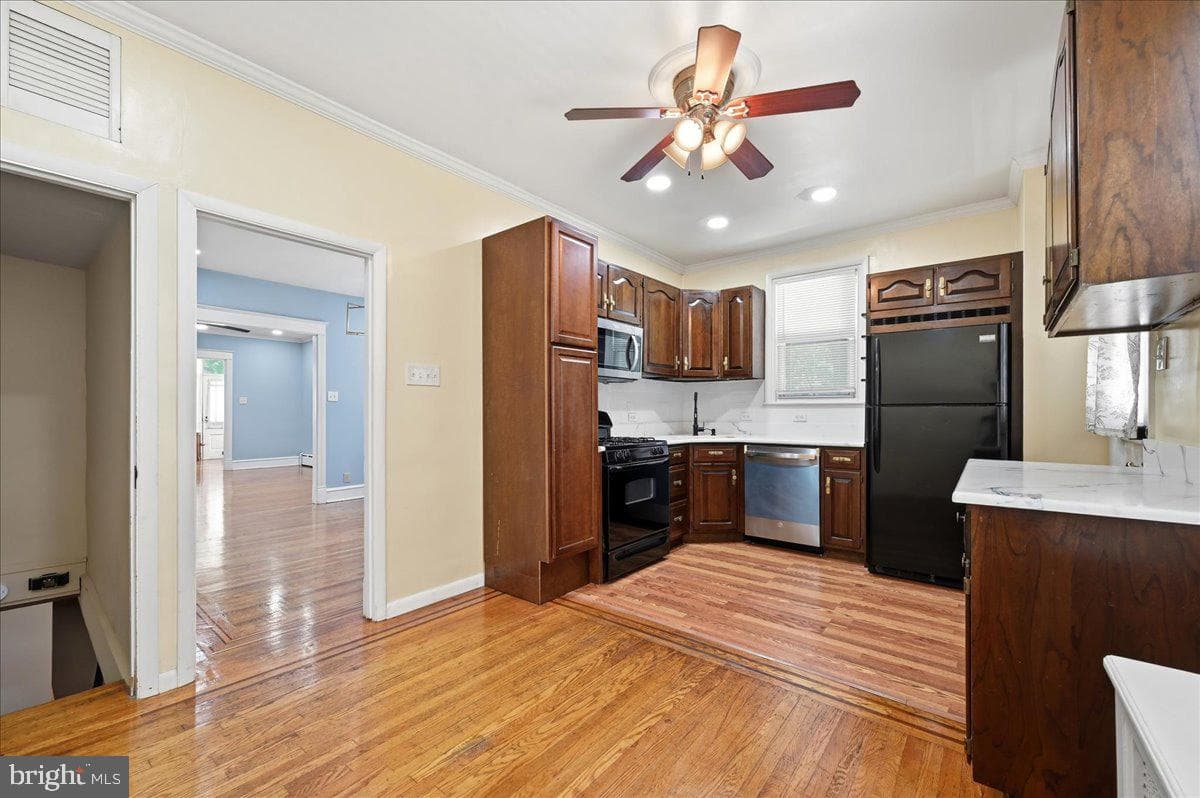 162 W Albemarle Avenue photo 16