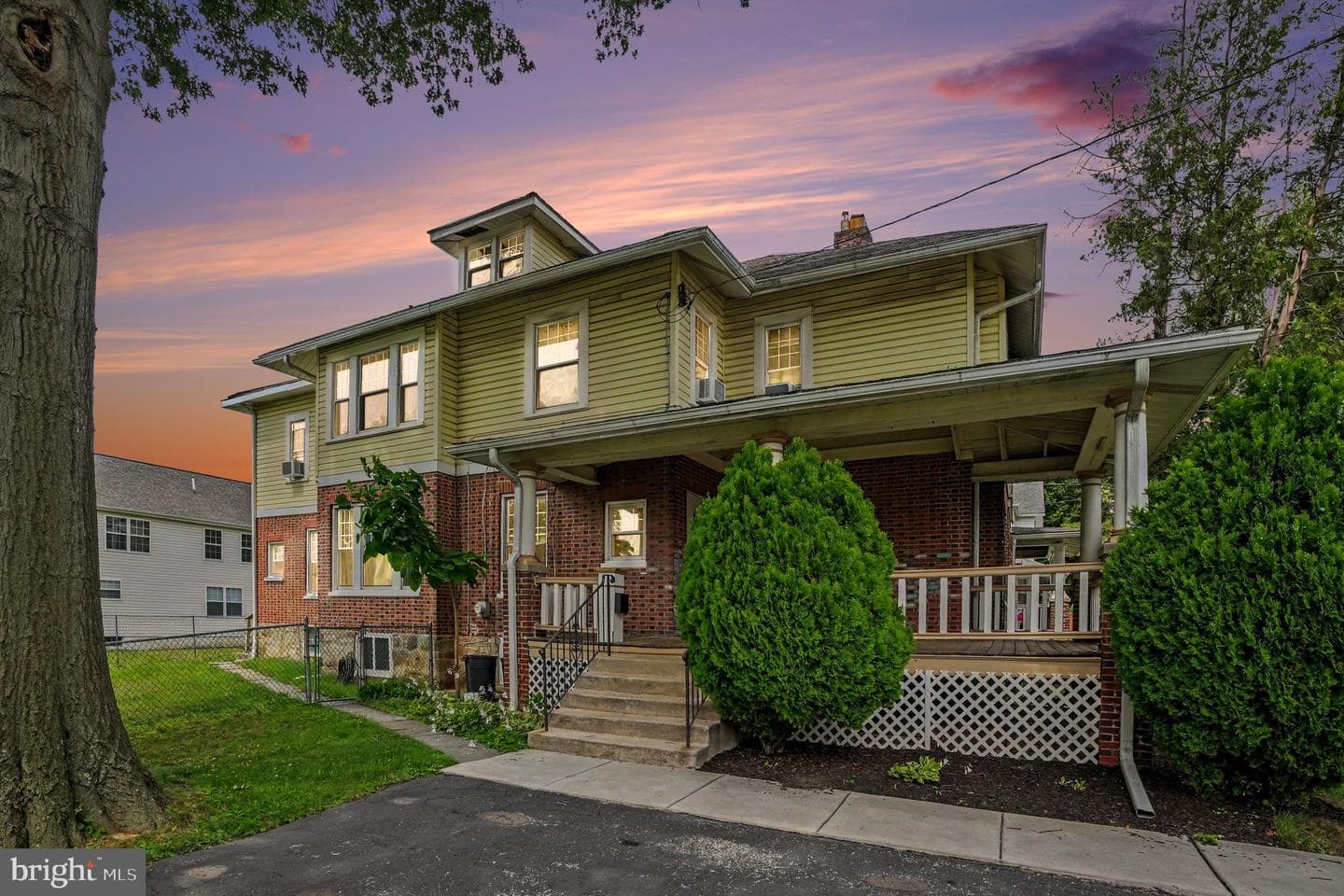 210 E Winona Avenue, Norwood