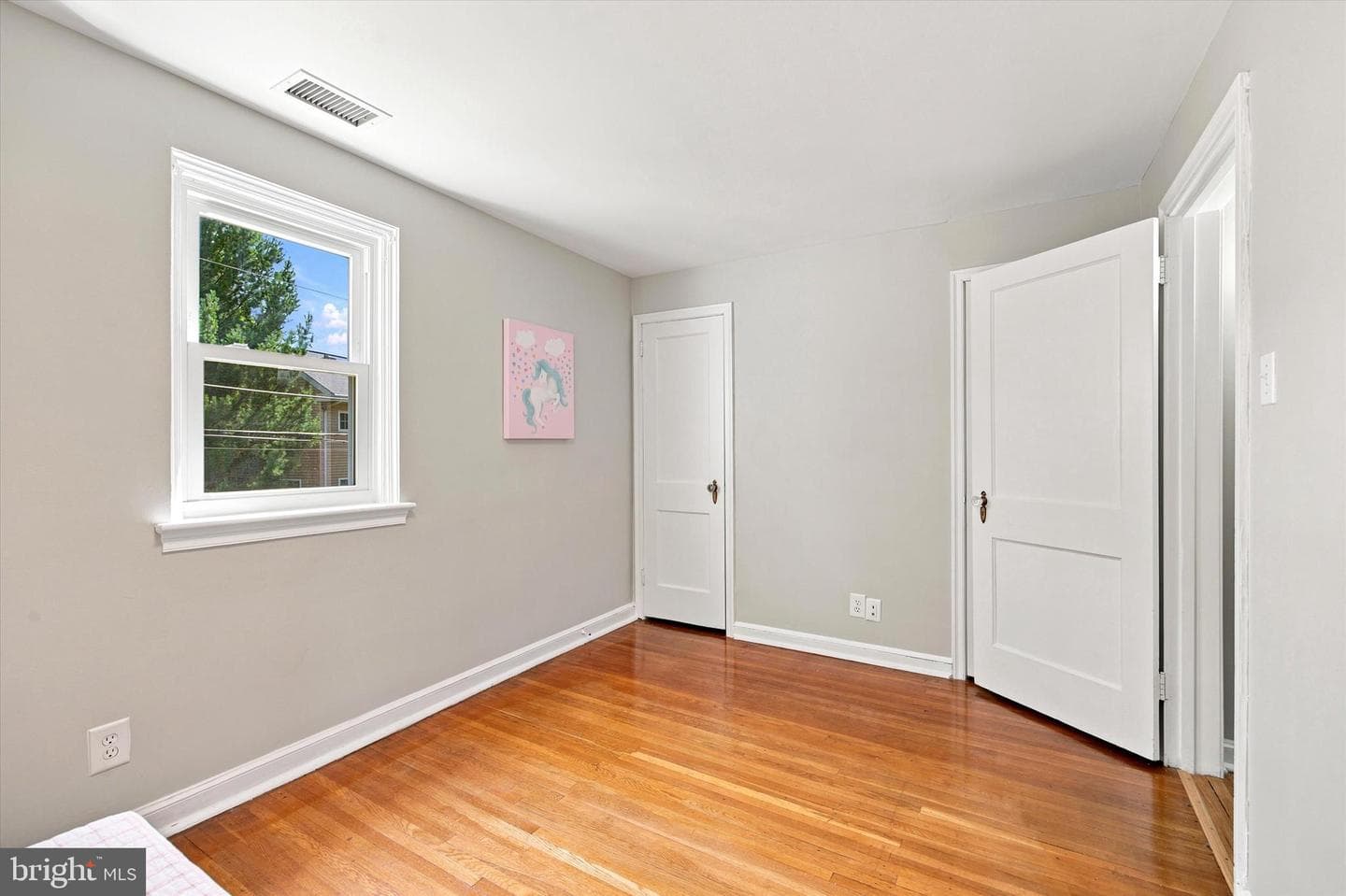 39 Myrtle Avenue photo 18