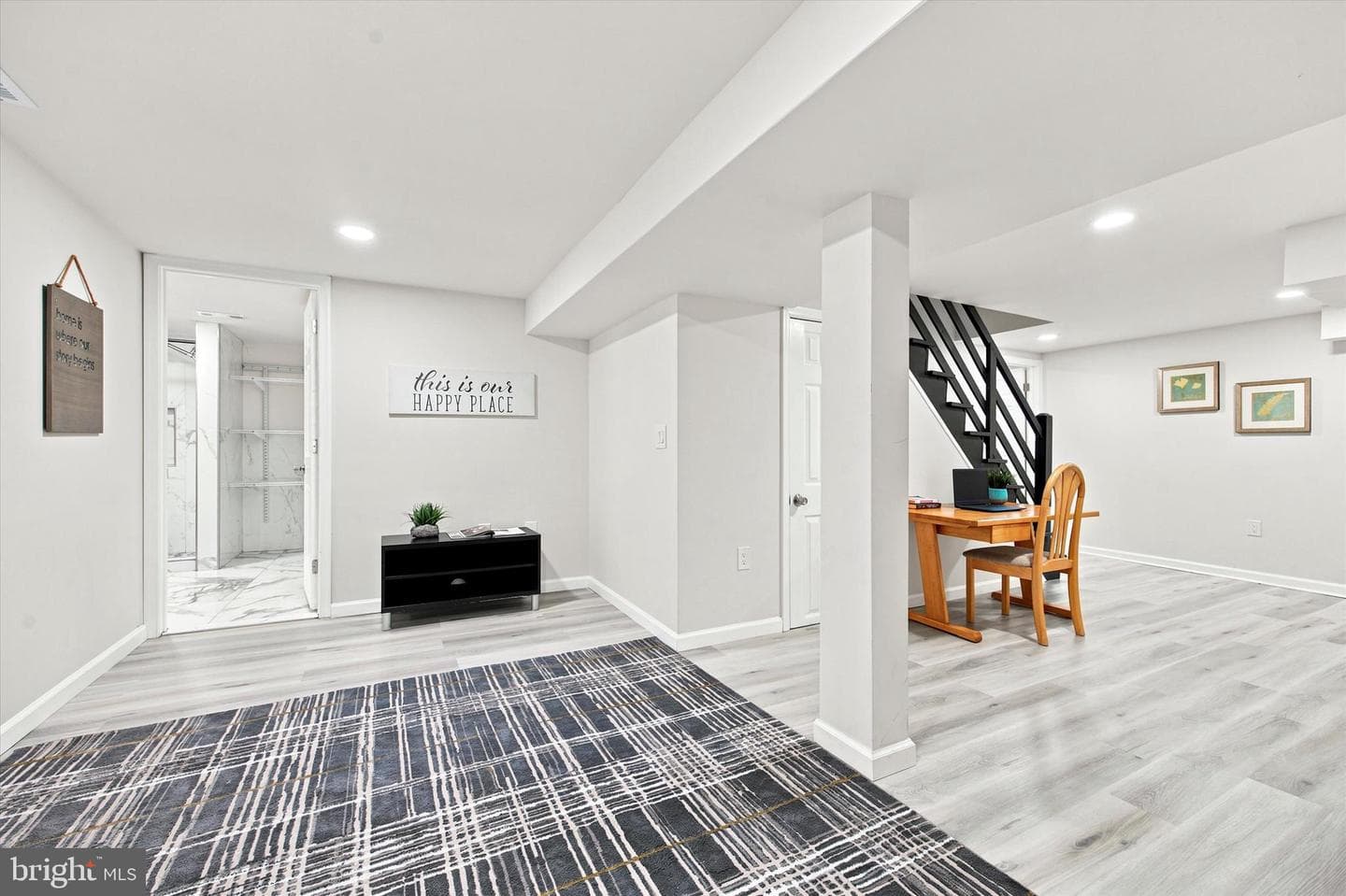 411 Osborne Lane photo 34