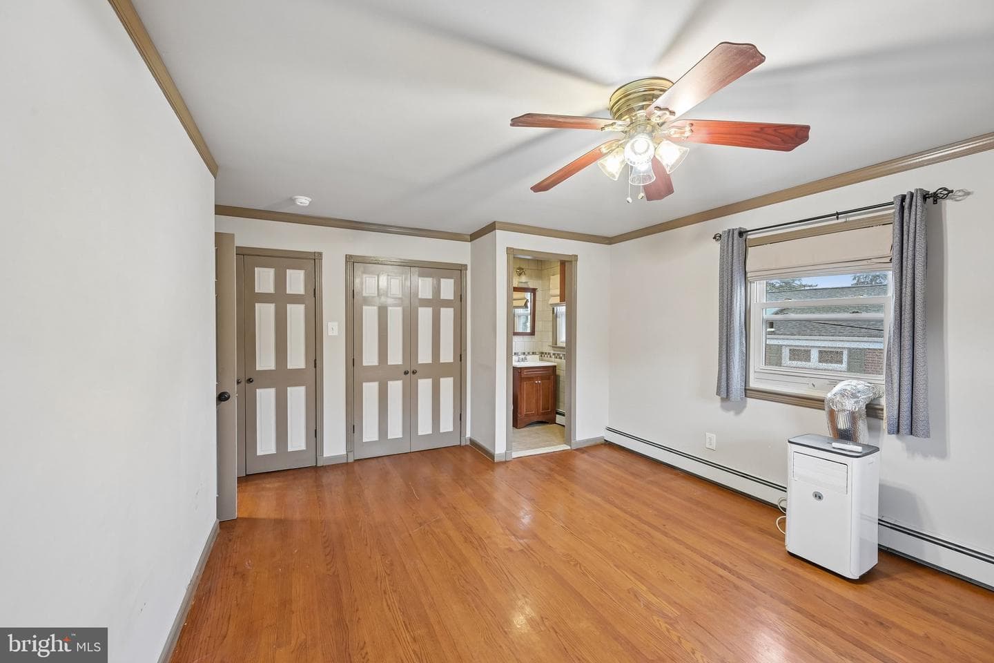 718 Agnes Avenue photo 26