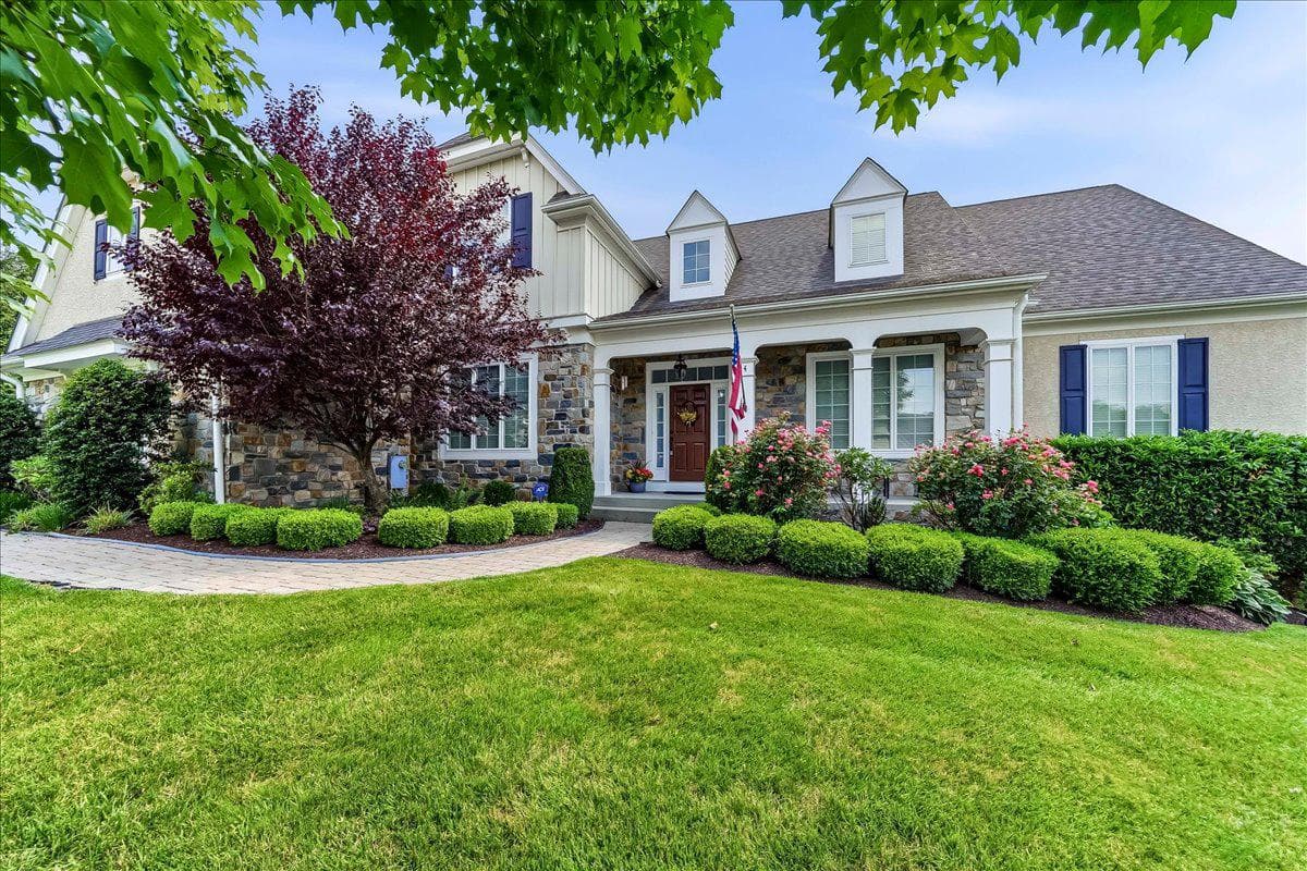 4 Wellfleet Lane photo 1