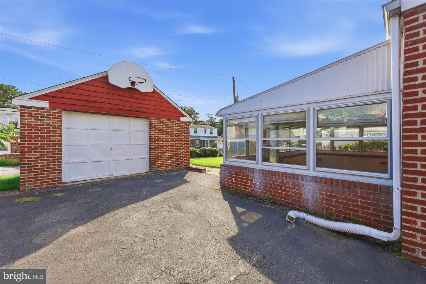 407 Buse Street photo 22