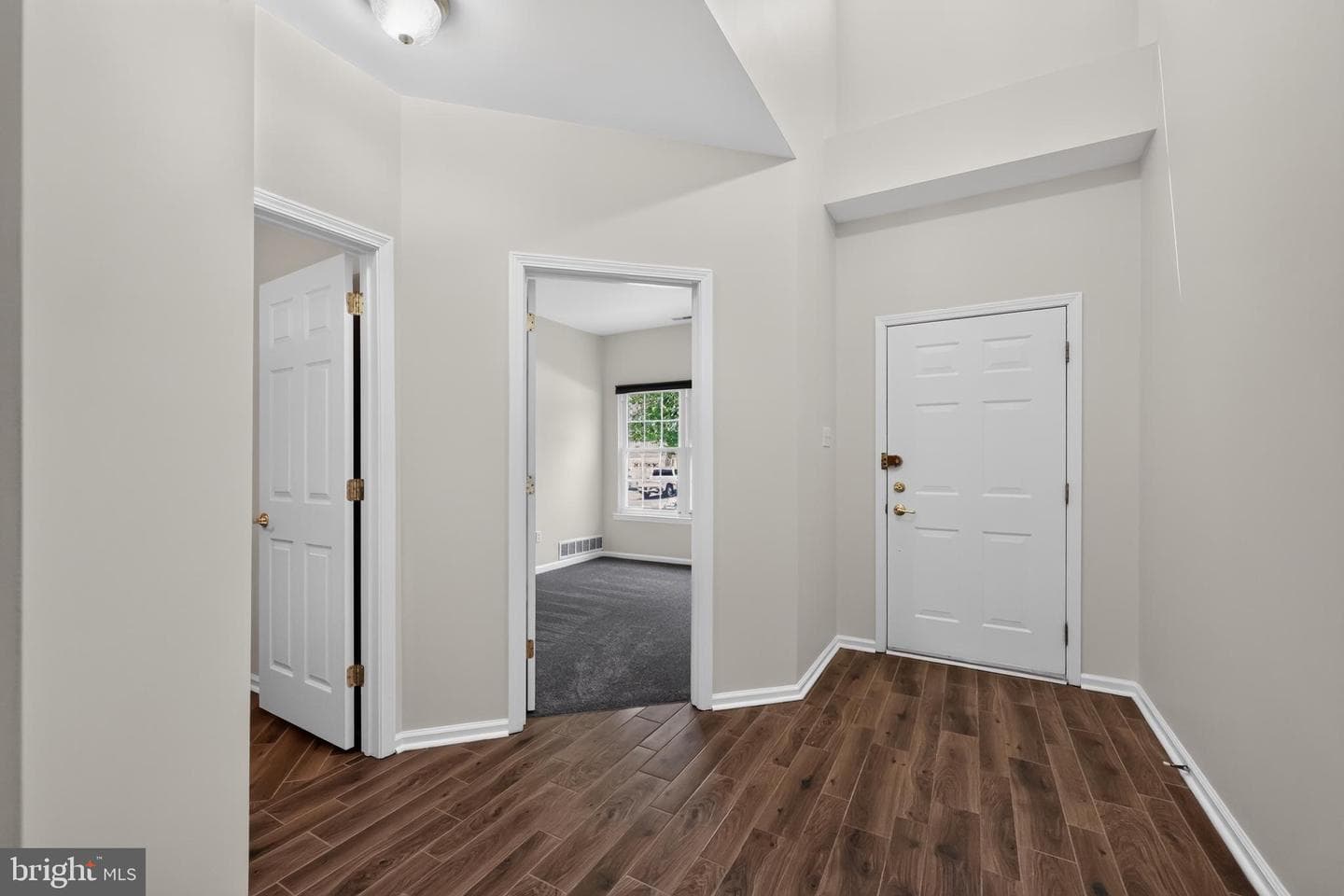 18 Dresner Circle photo 10