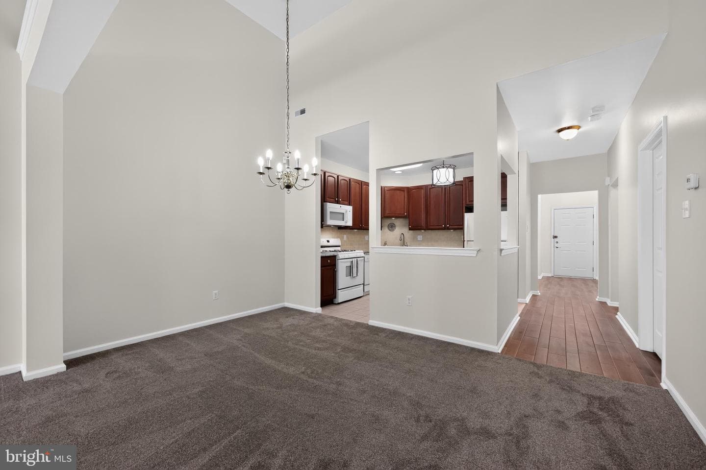 18 Dresner Circle photo 42