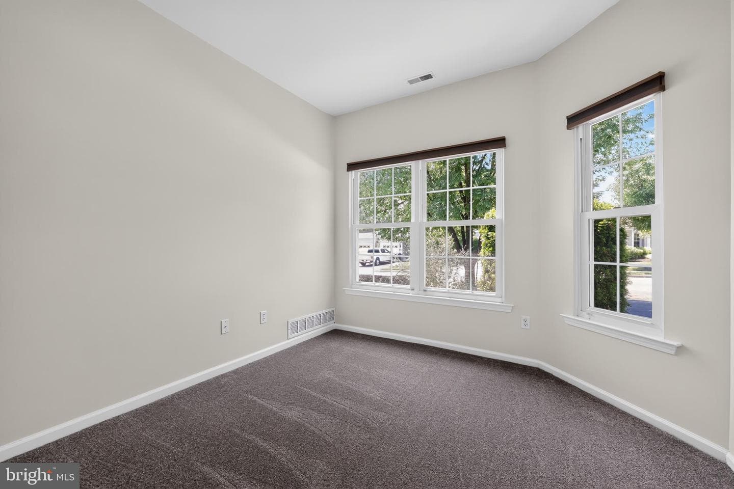 18 Dresner Circle photo 47