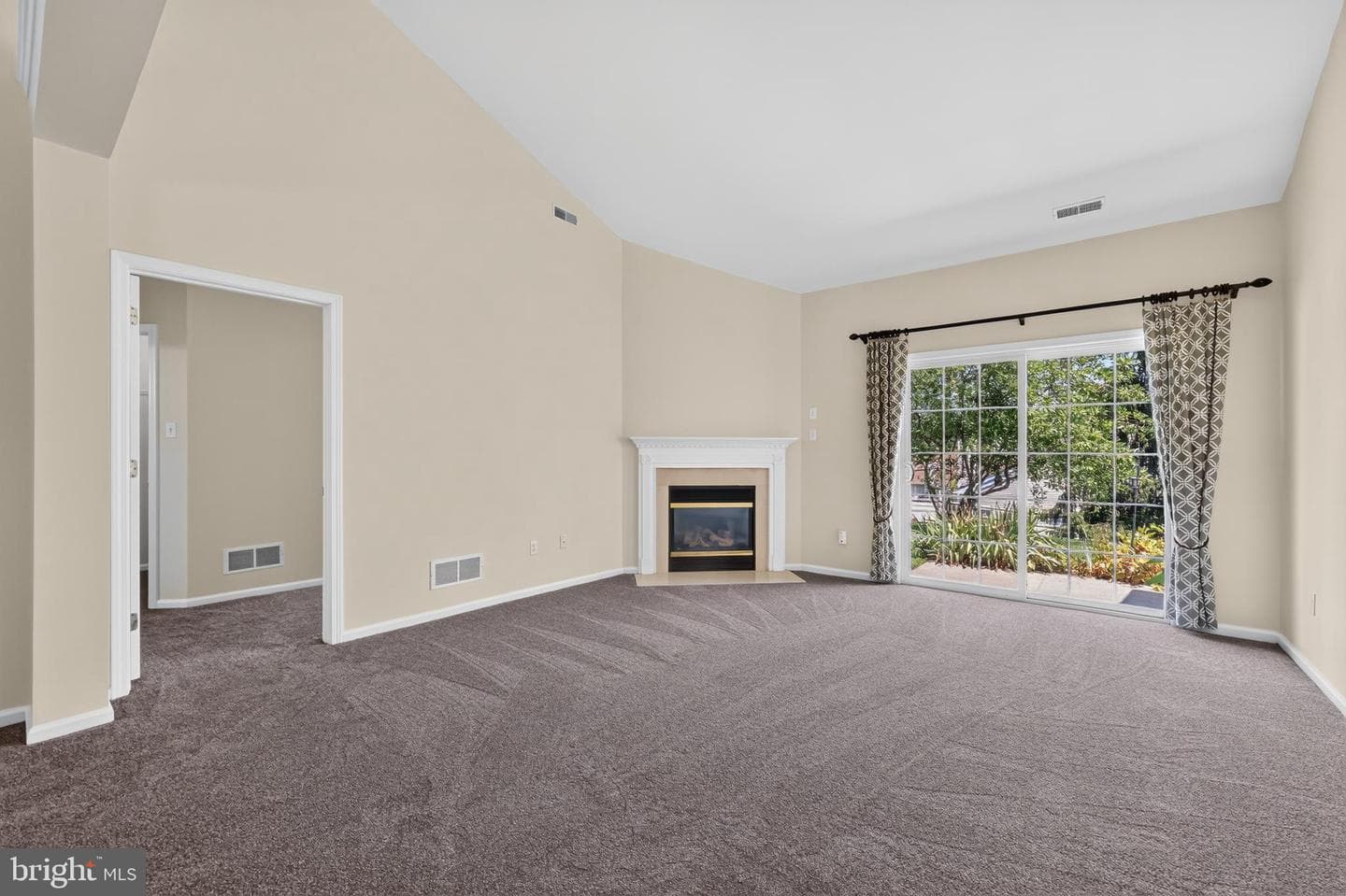 18 Dresner Circle photo 7