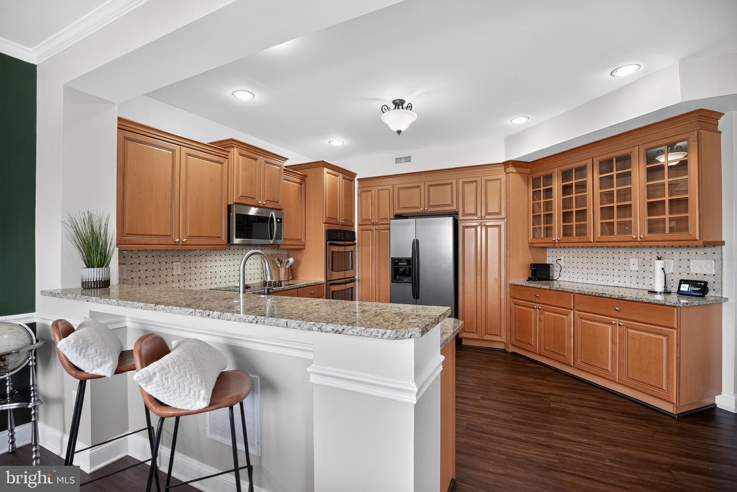 3104 Woods Edge Drive photo 7