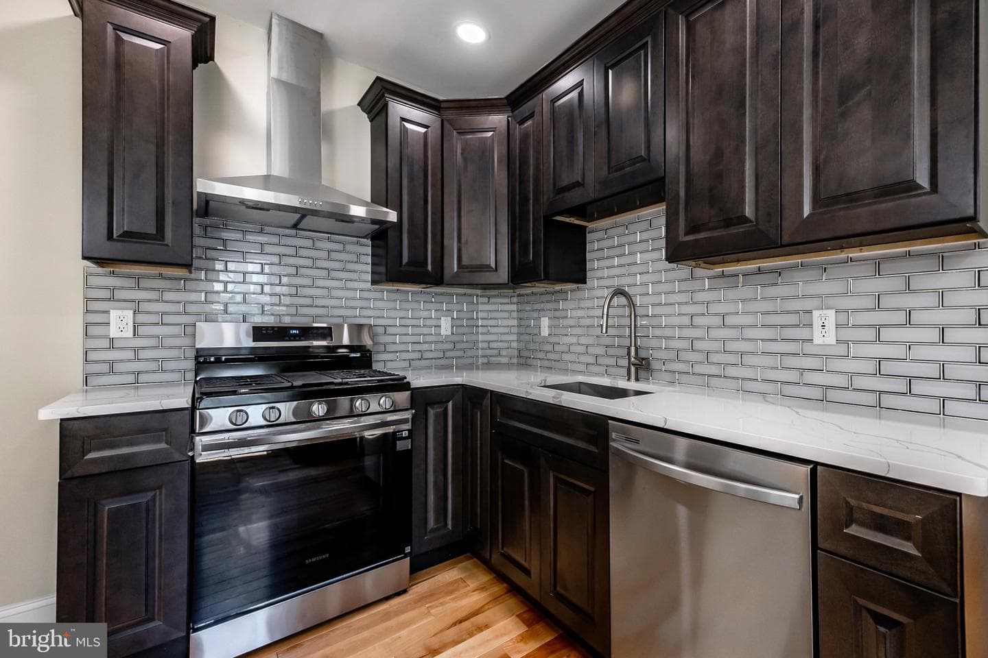 45 S Brighton Avenue photo 13