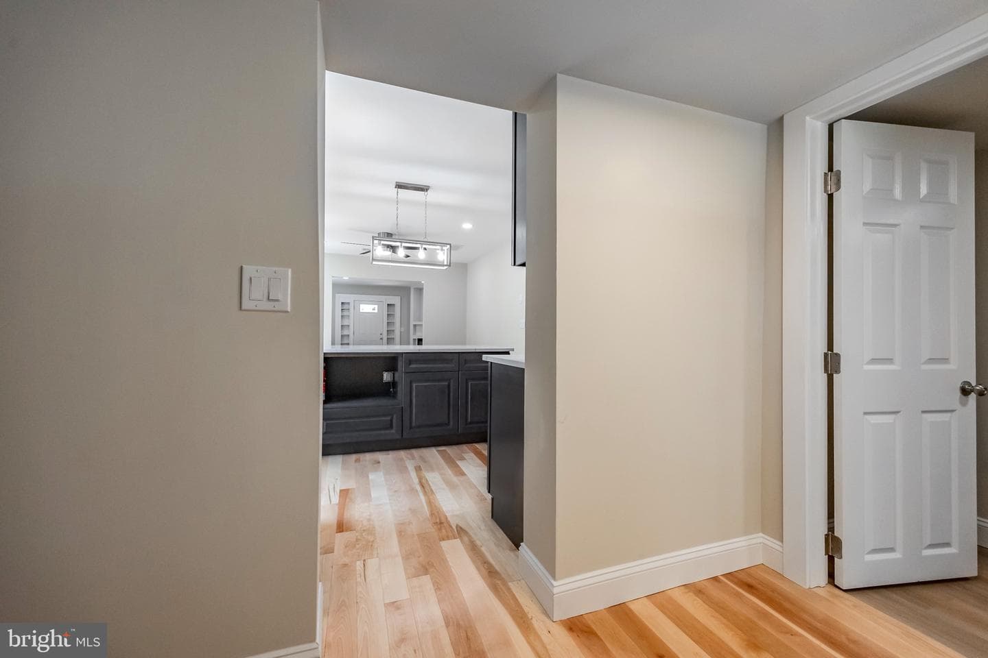45 S Brighton Avenue photo 19