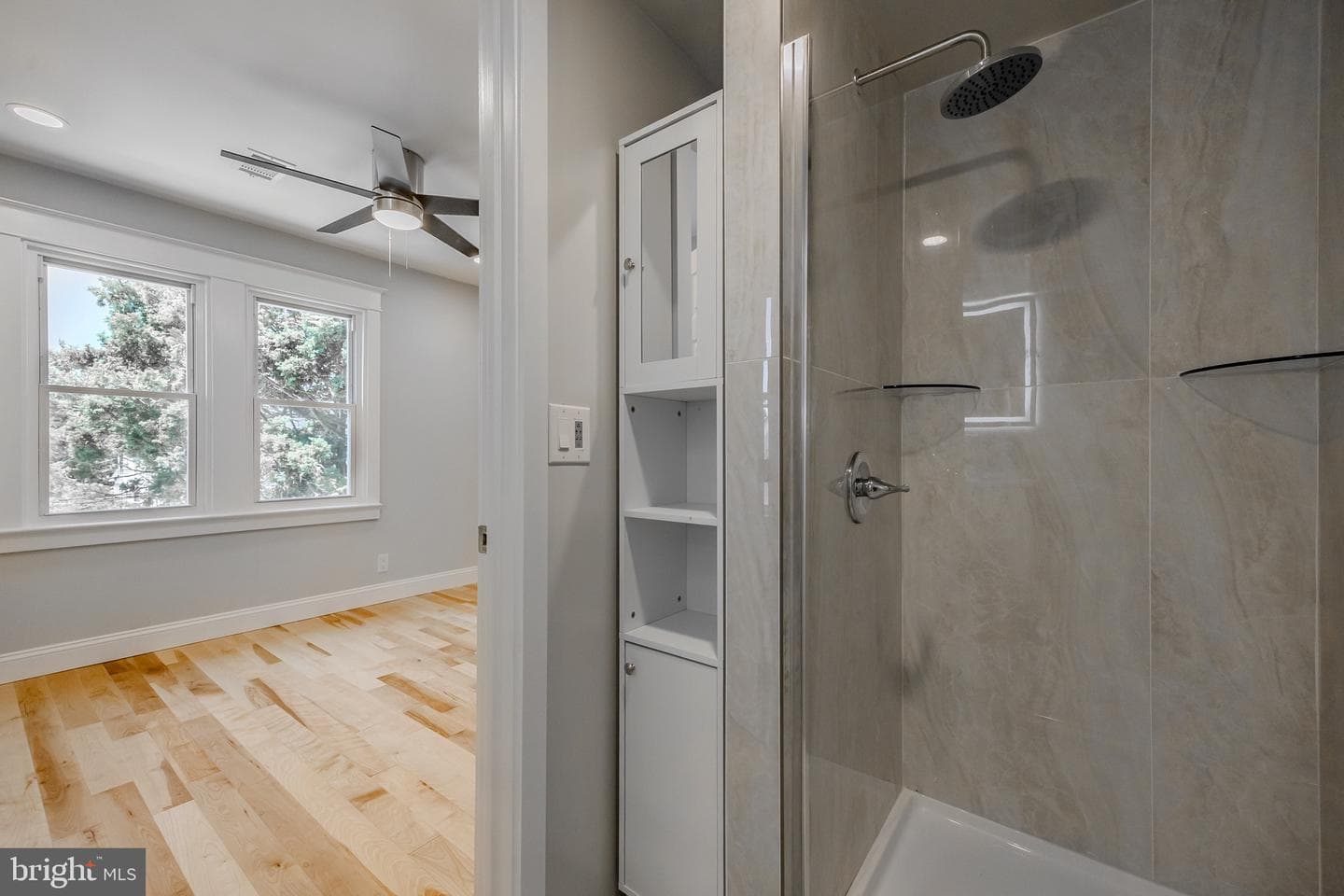 45 S Brighton Avenue photo 23