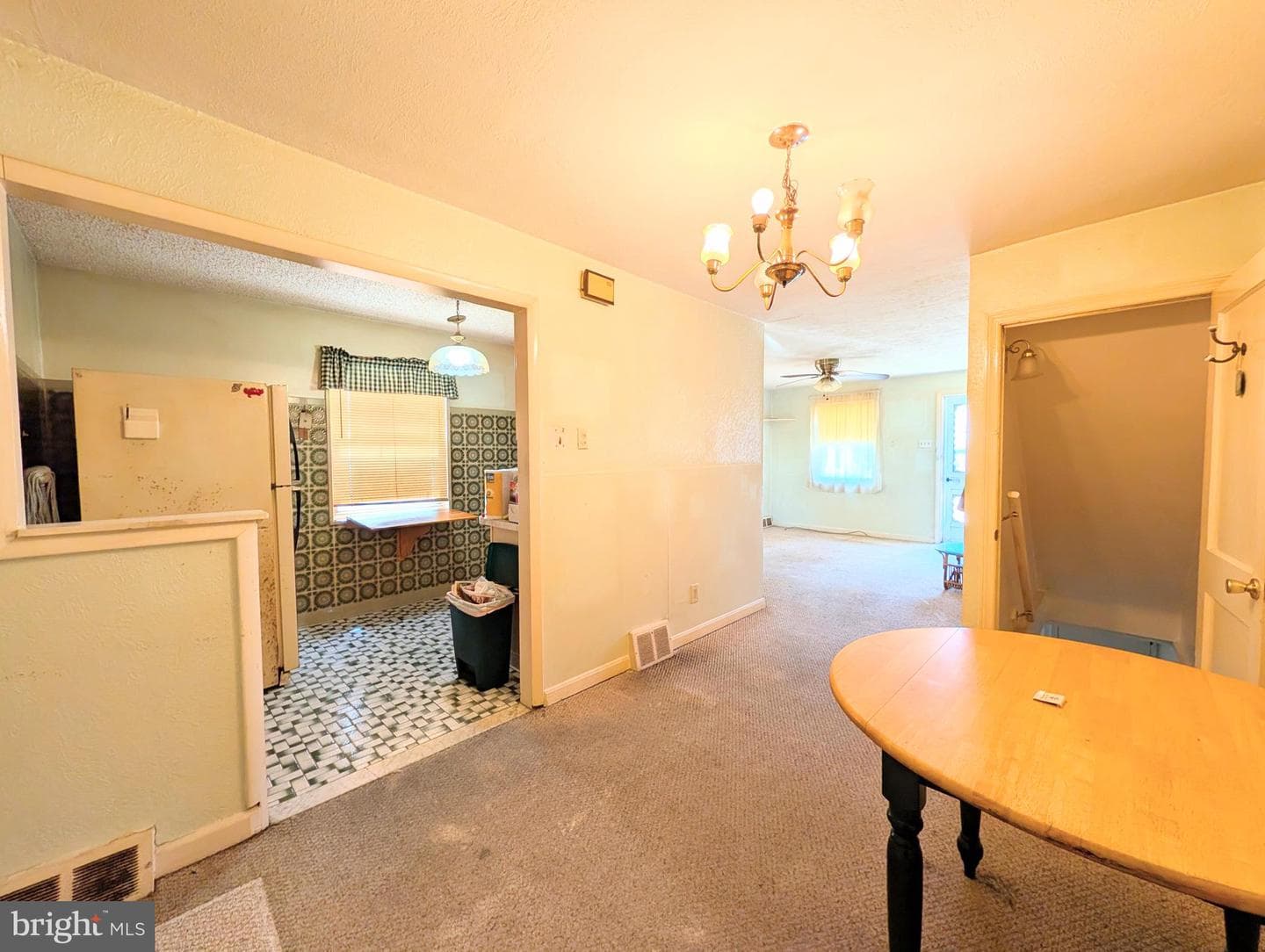 409 Carlisle Avenue photo 16