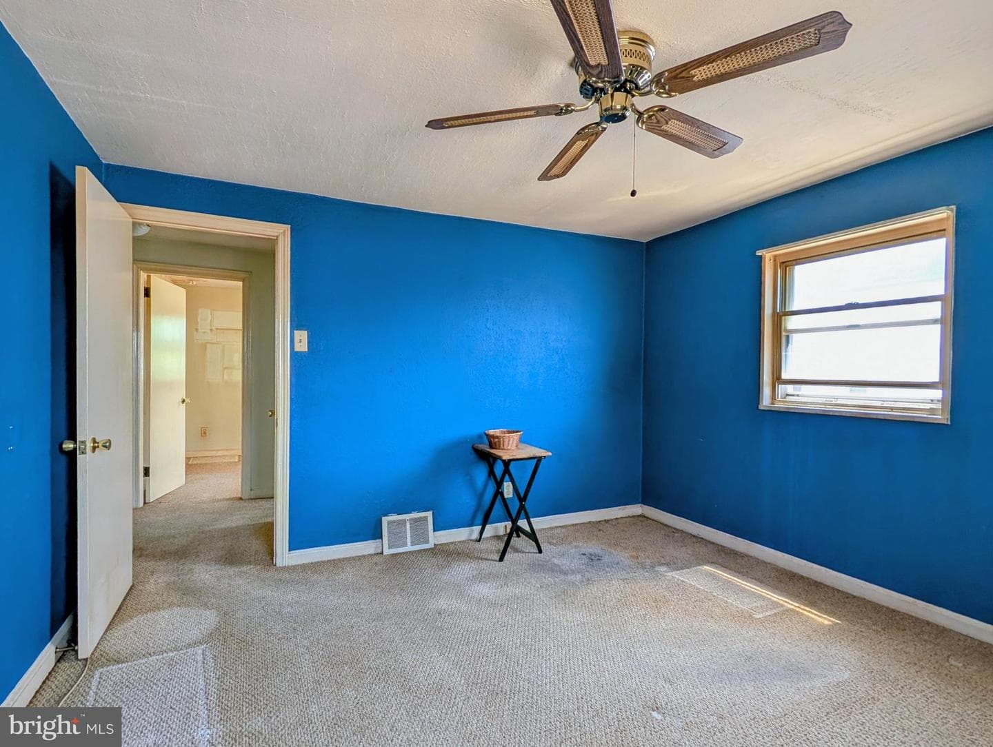 409 Carlisle Avenue photo 24