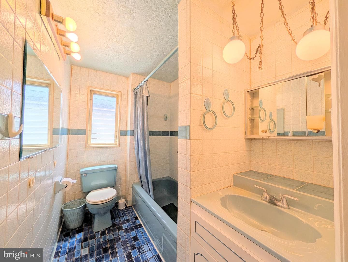 409 Carlisle Avenue photo 32