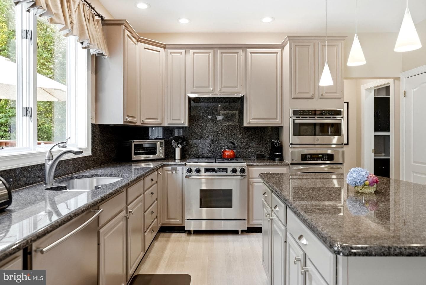 13 Chesterland Drive photo 8