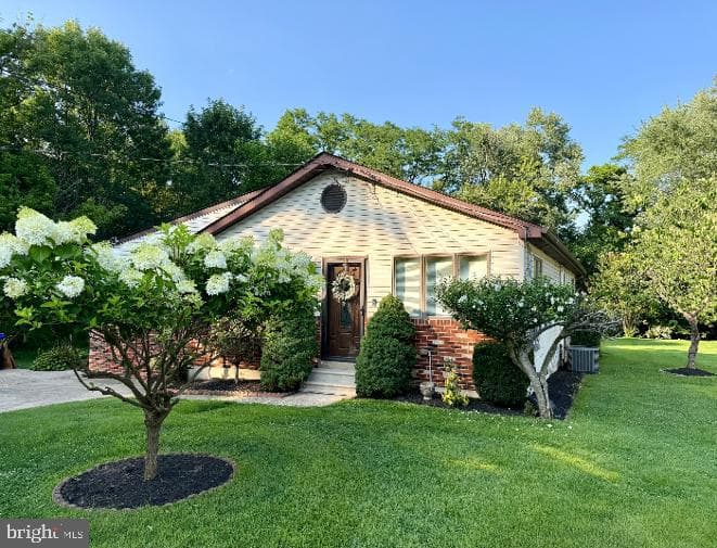 2123 Locust Street photo 1