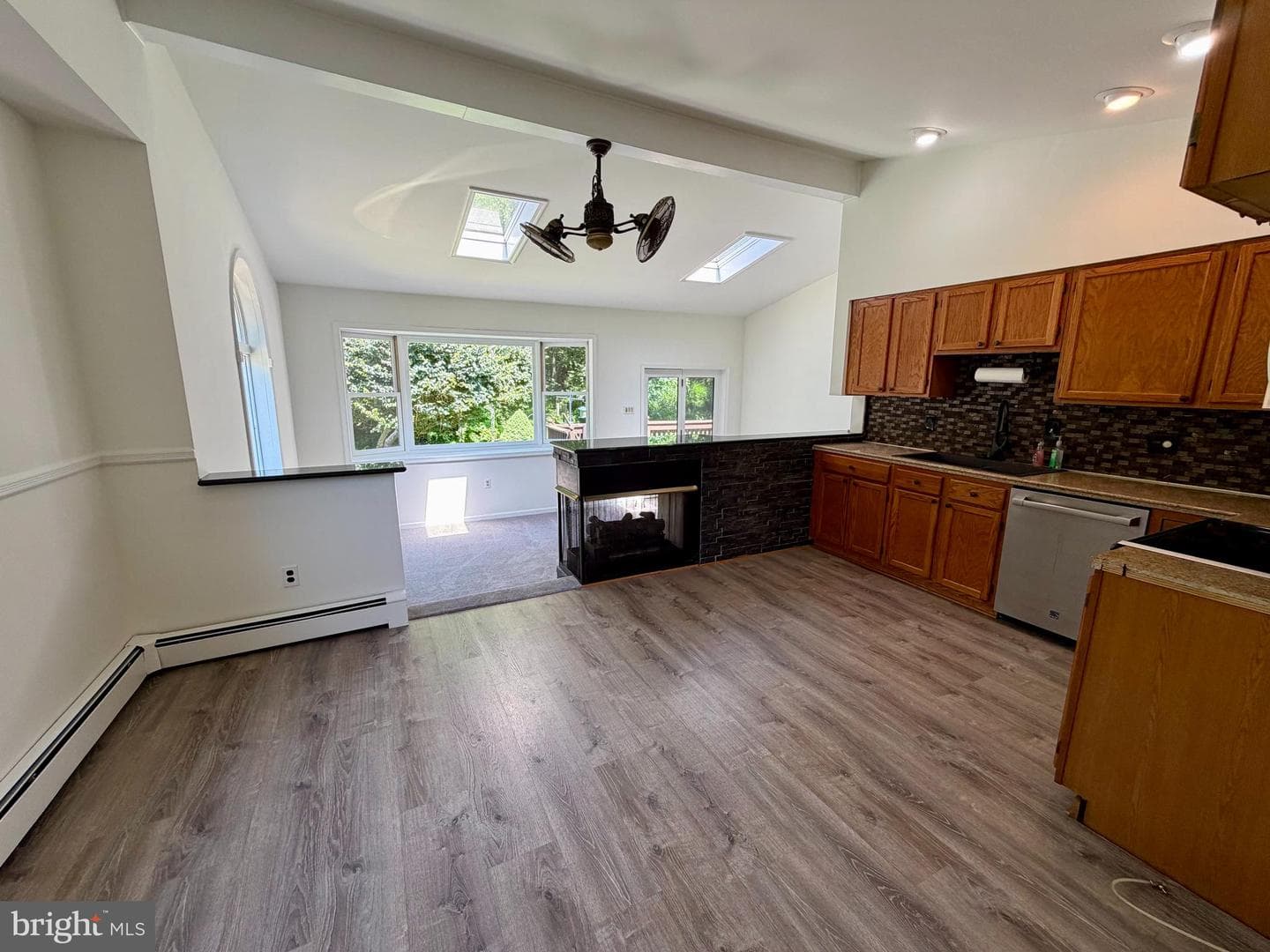 2123 Locust Street photo 5