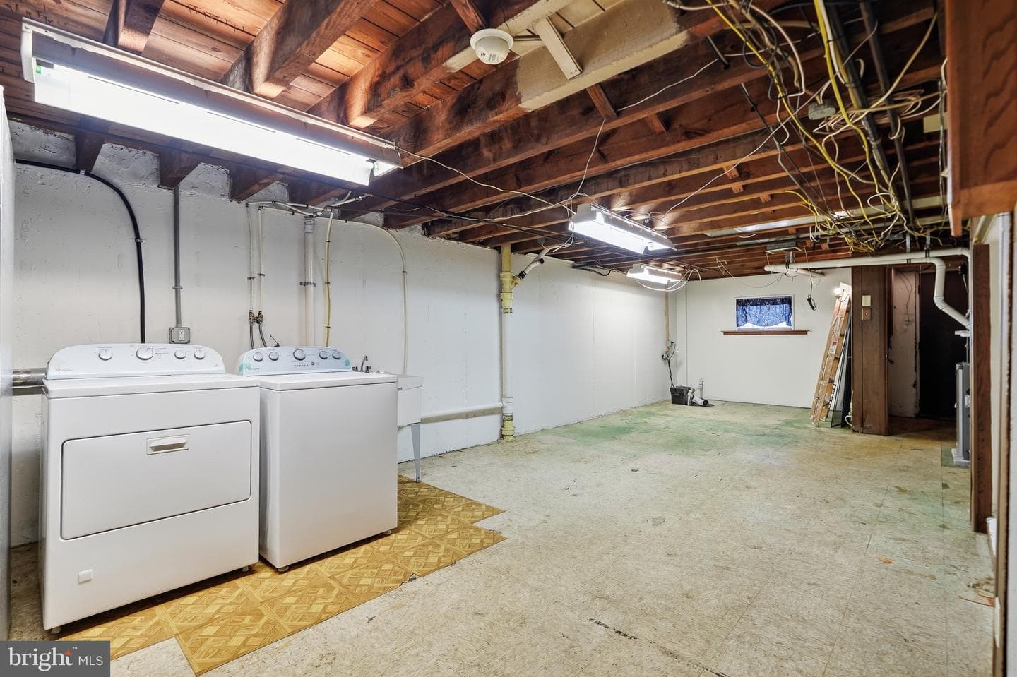 133 Willowbrook Road photo 32