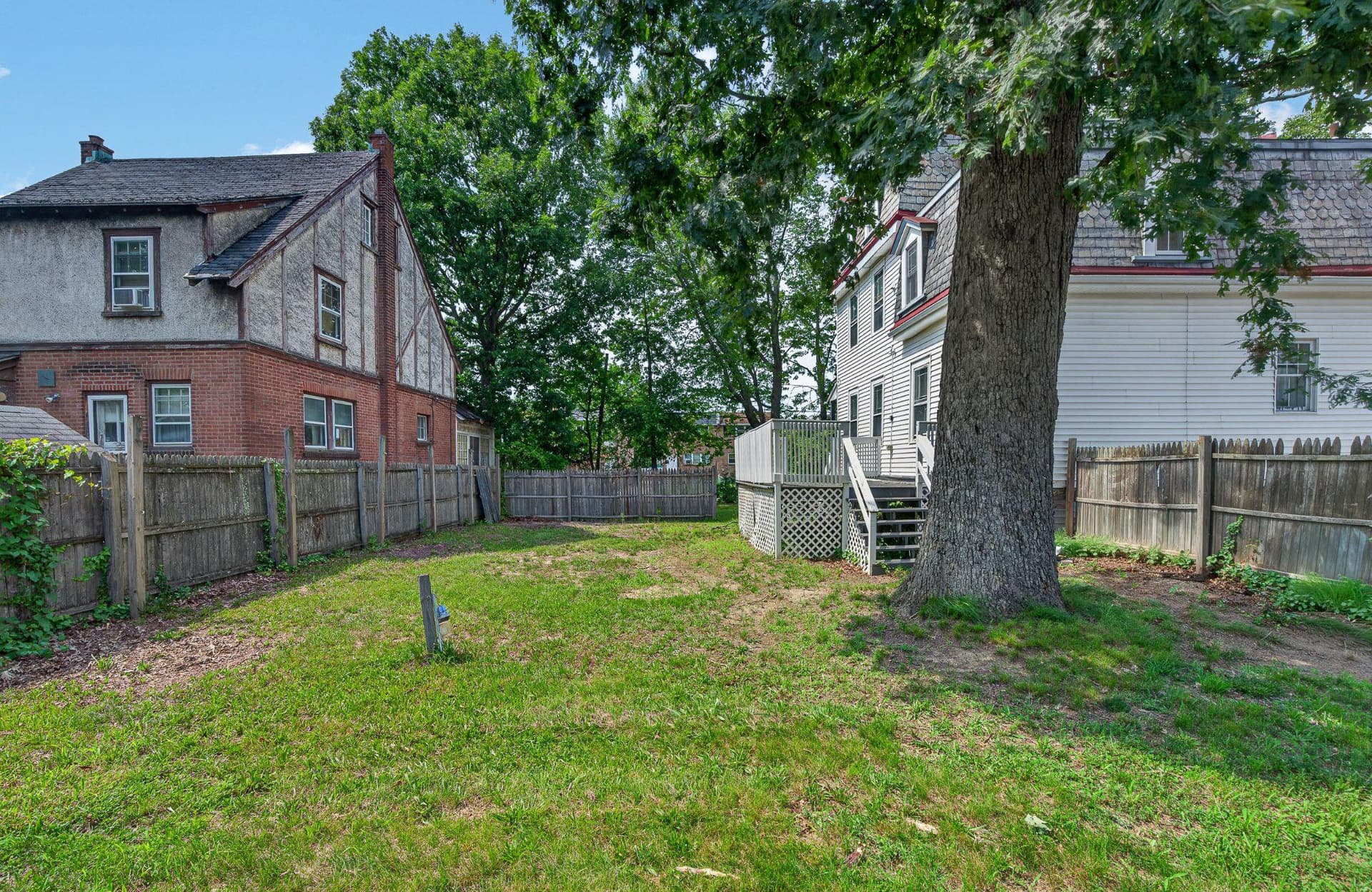 900 Andrews Avenue photo 38