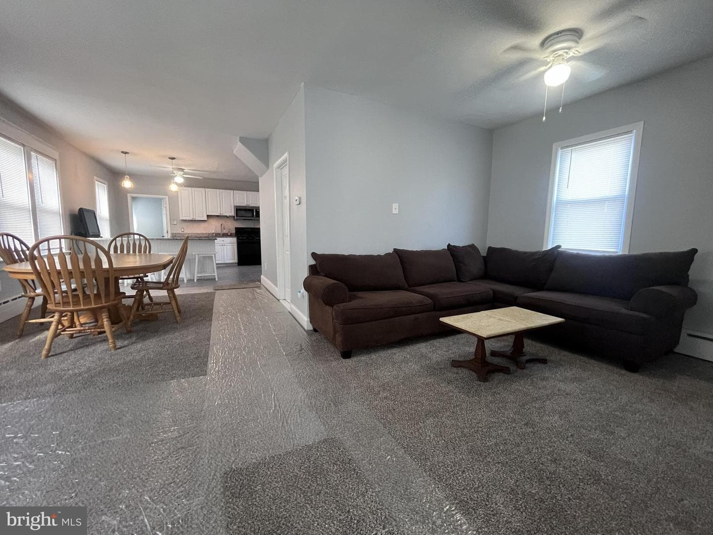 27 Roberta Avenue photo 3