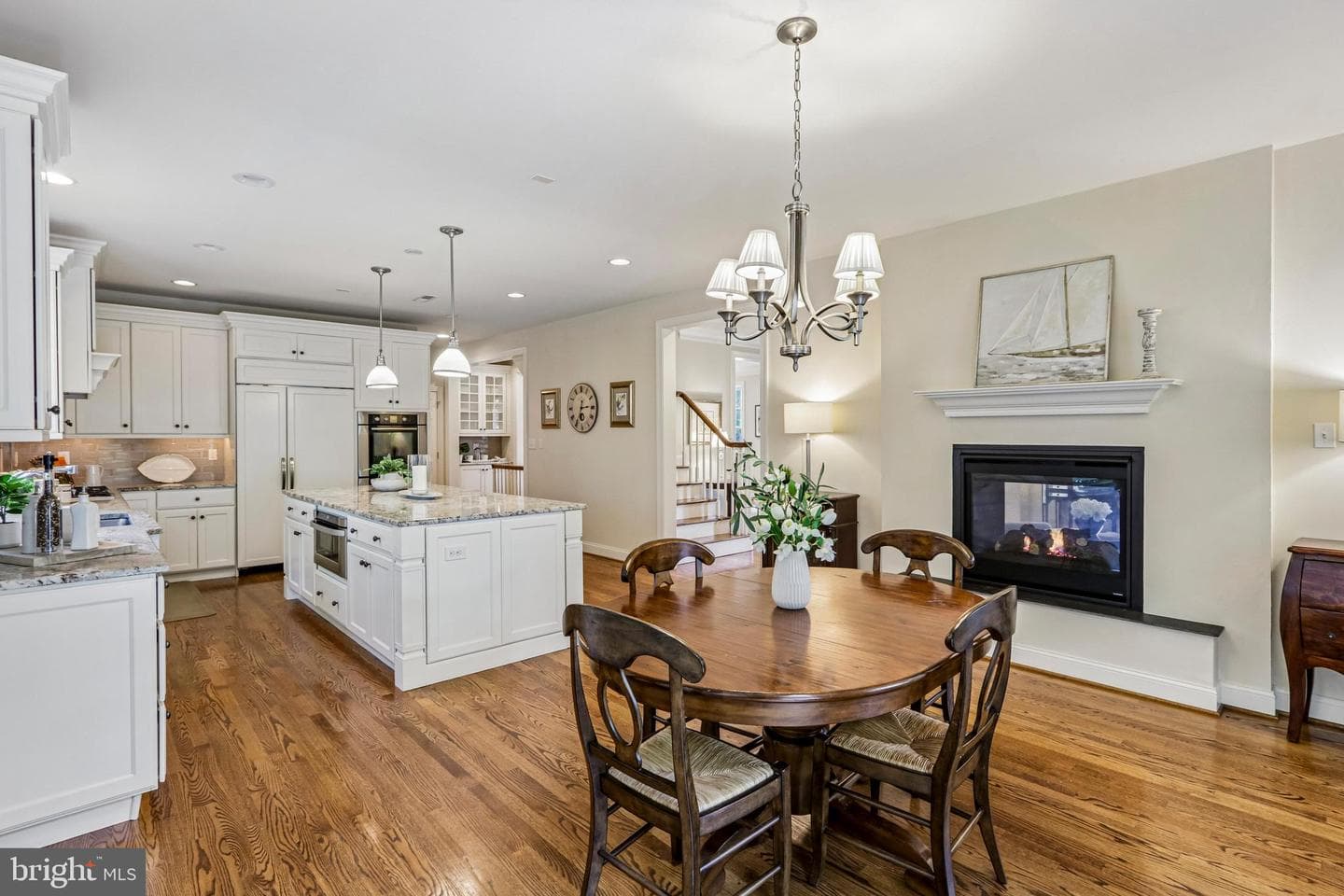100 Braebank Lane photo 19