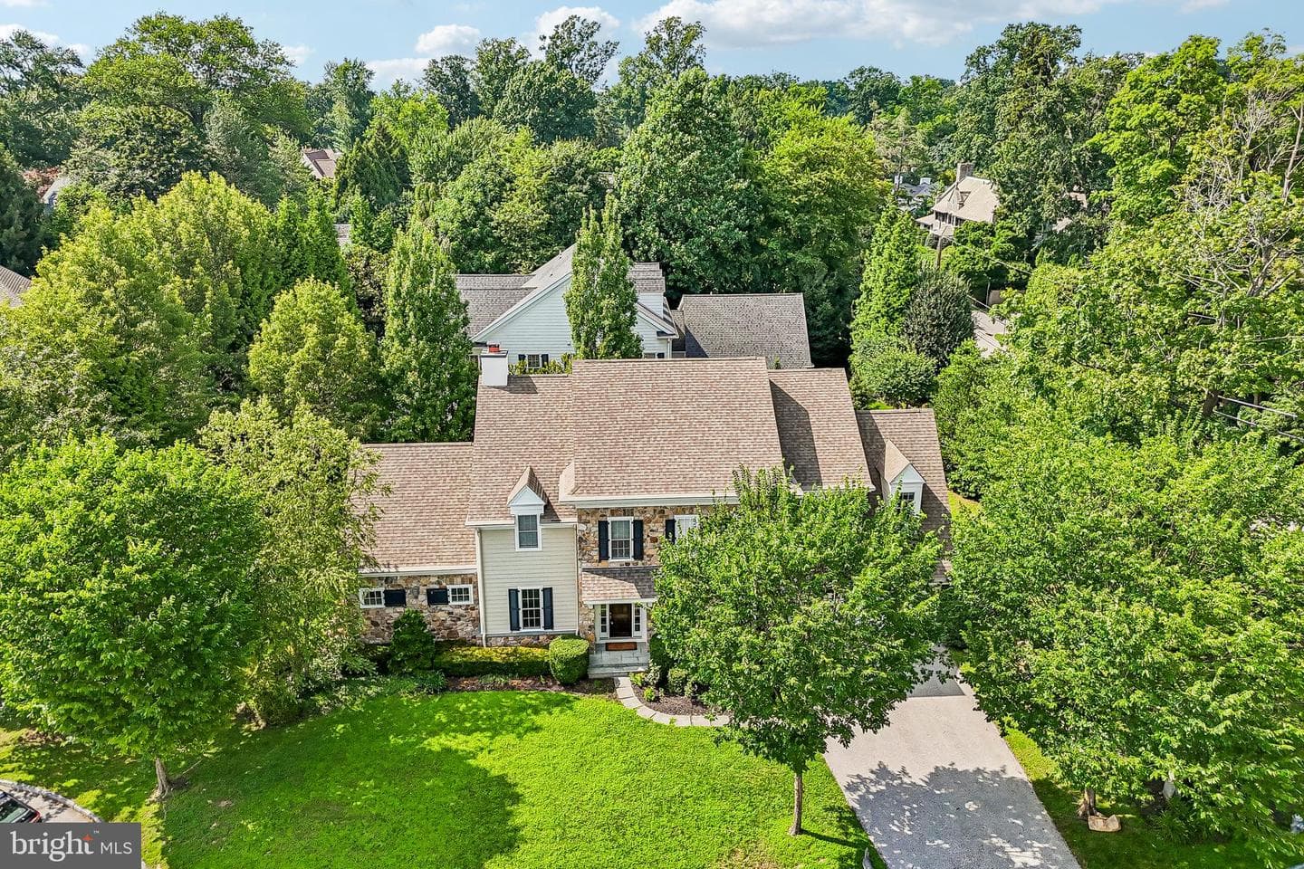 100 Braebank Lane photo 69