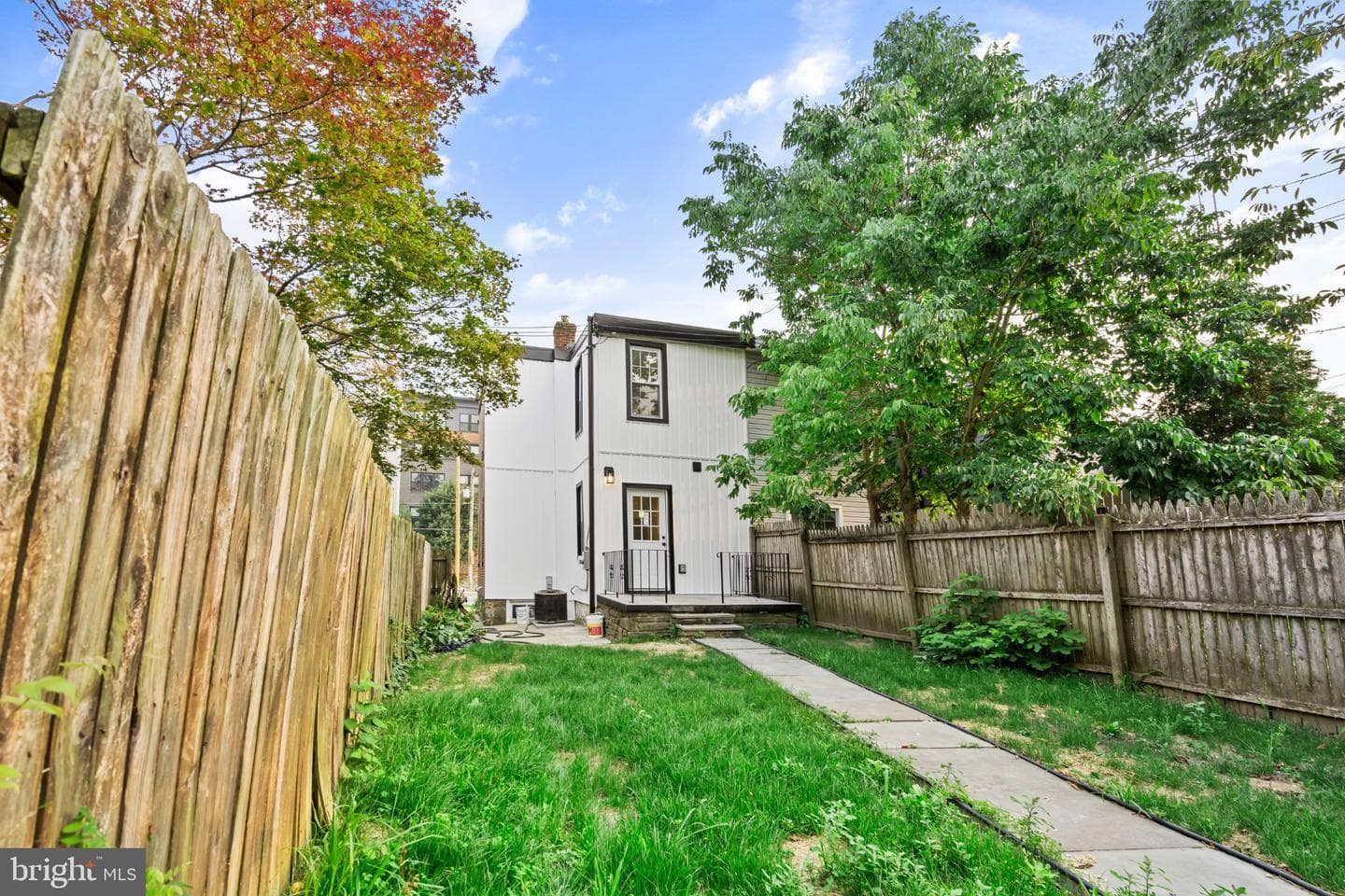 449 W Baltimore Avenue photo 9