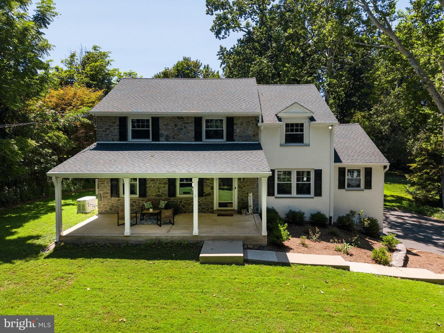 61 Chapel Hill Road photo 1