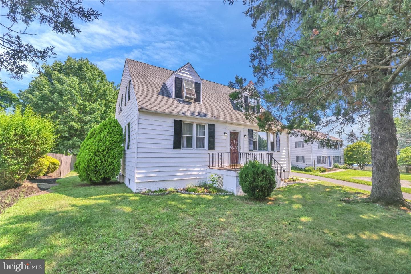 4101 Naamans Creek Rd photo 2
