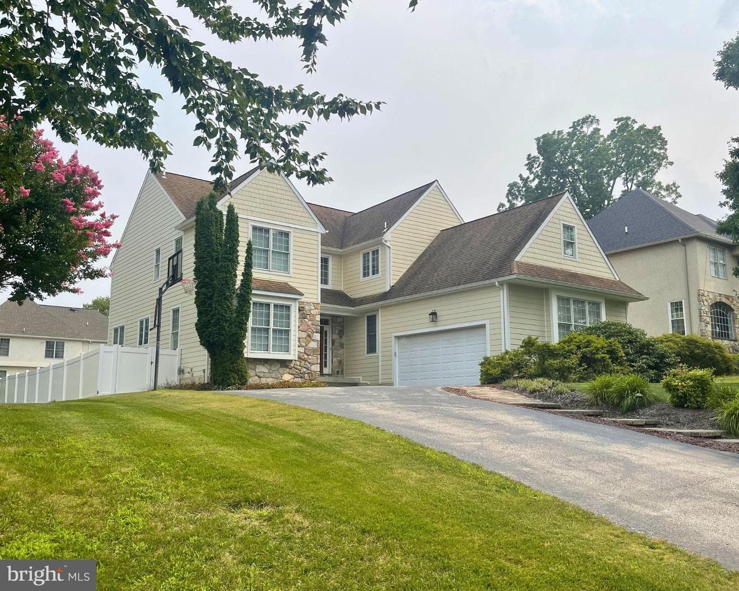 305 Langford Road photo 2