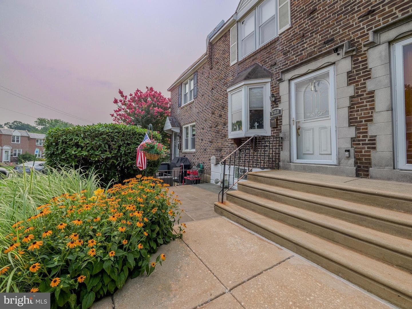 5360 Delmar Drive photo 4
