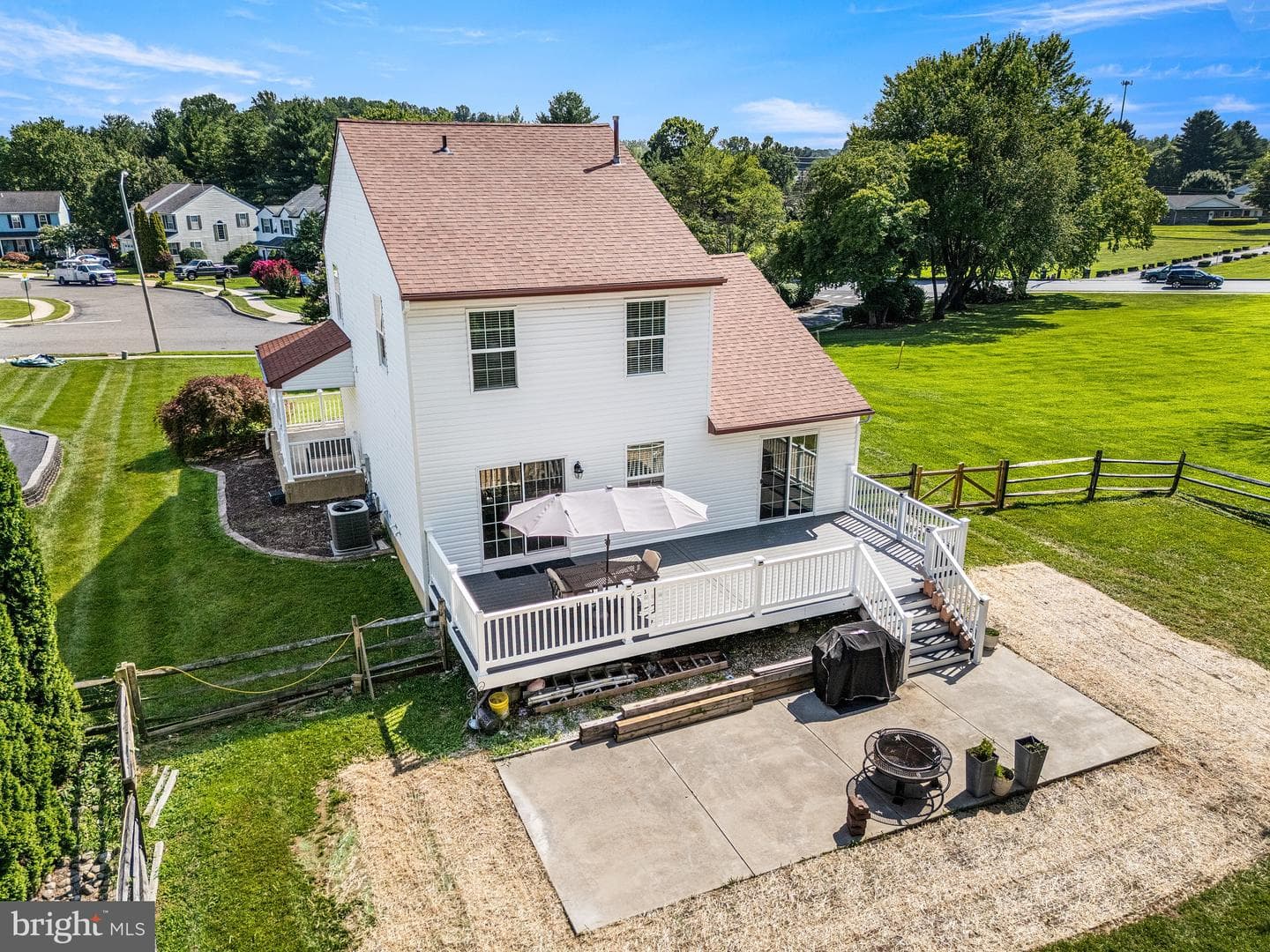 601 Orchard Way photo 25