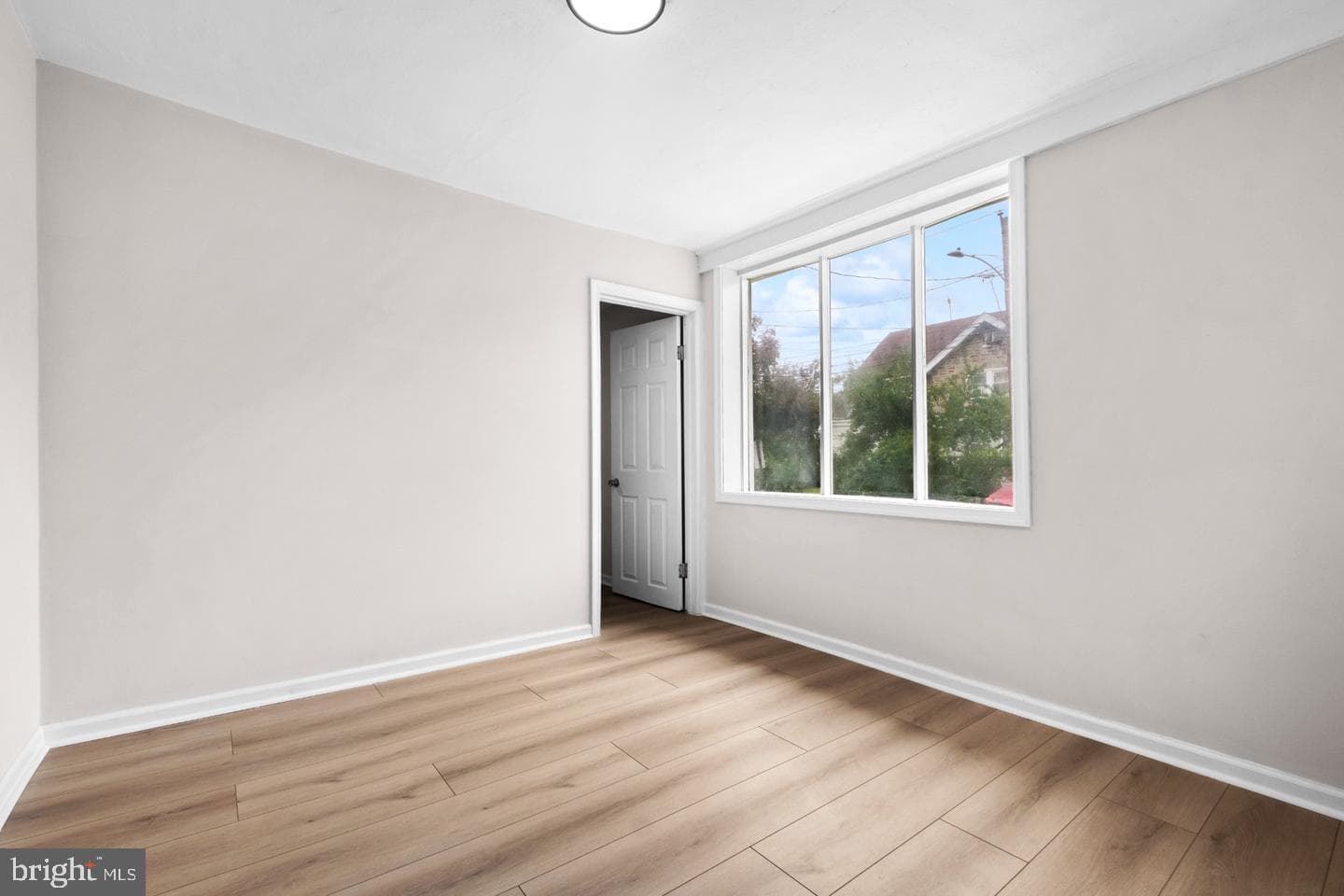7103 Penarth Avenue photo 4