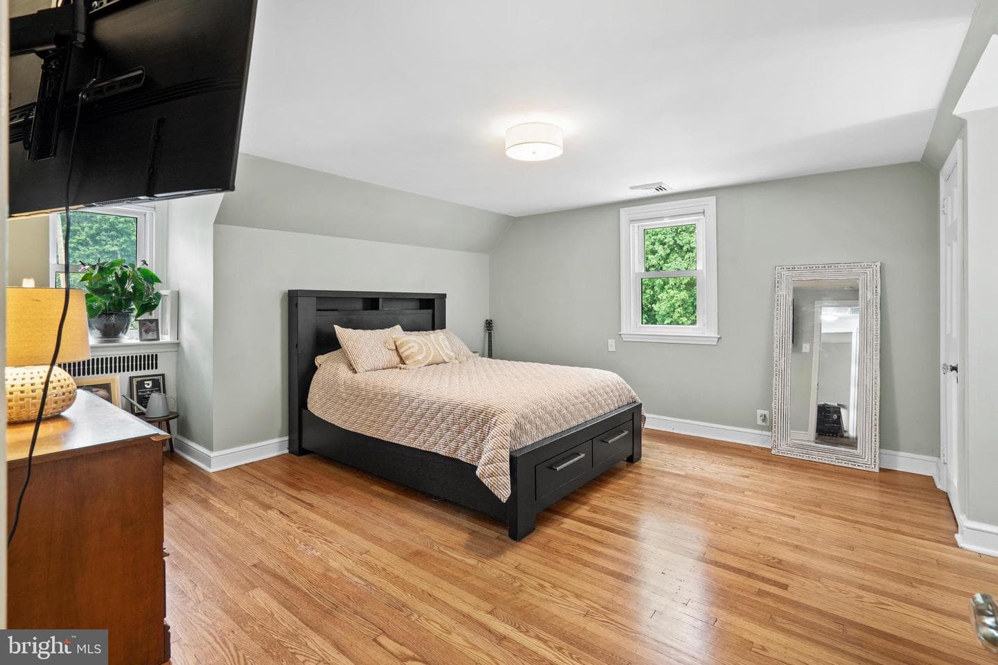 594 Haverford Road photo 21