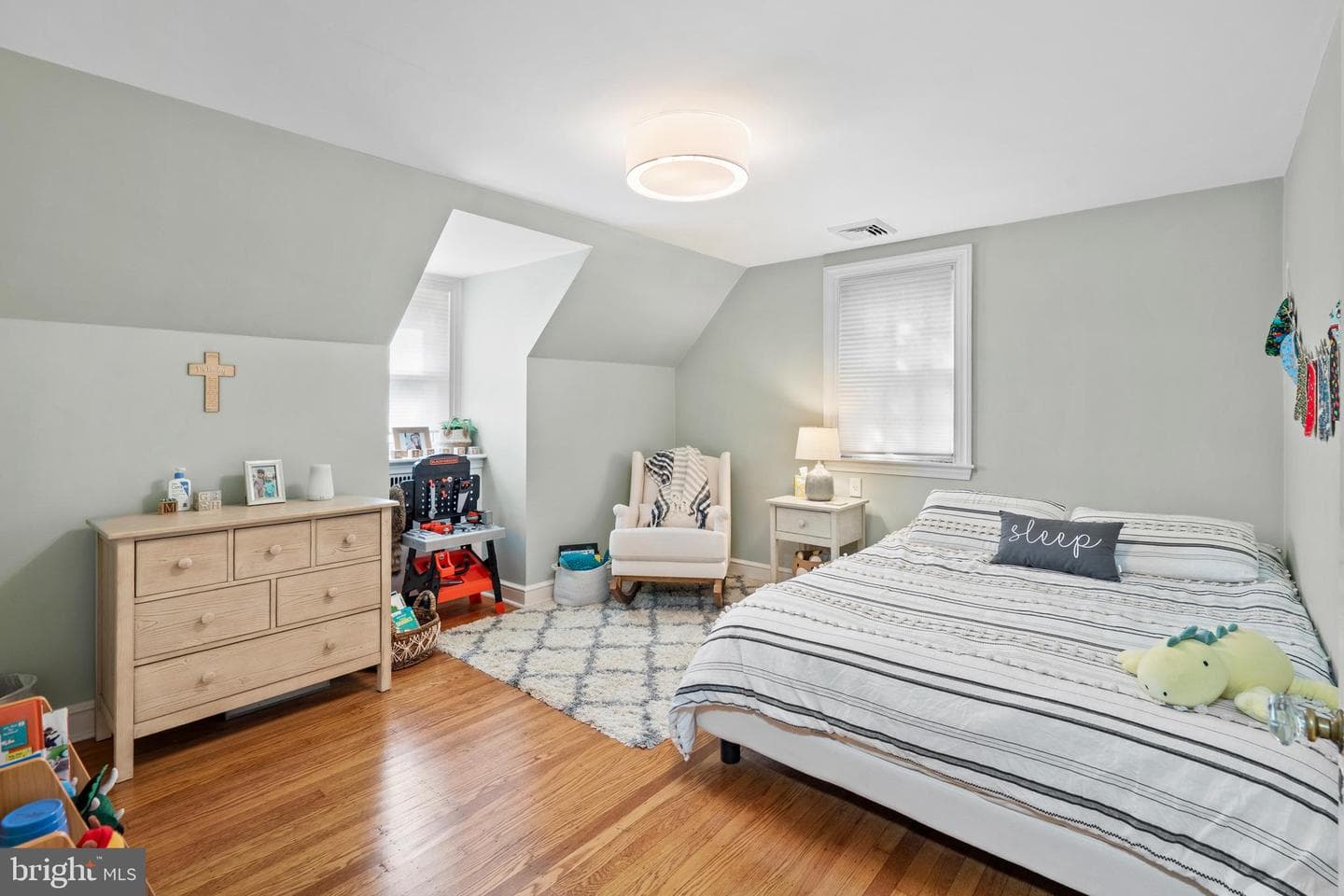 594 Haverford Road photo 24