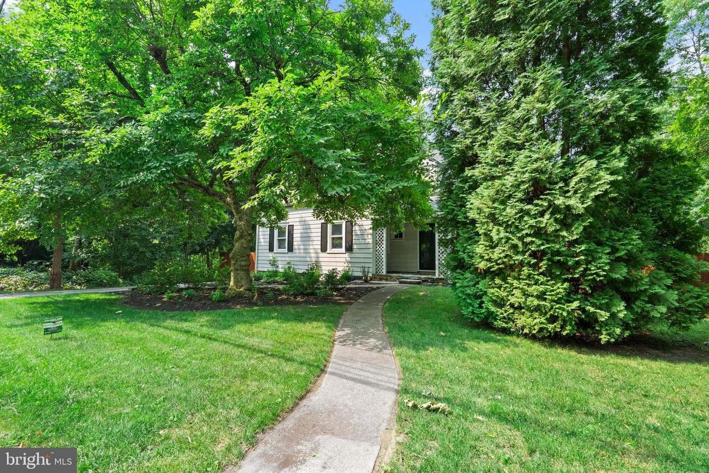 594 Haverford Road photo 34