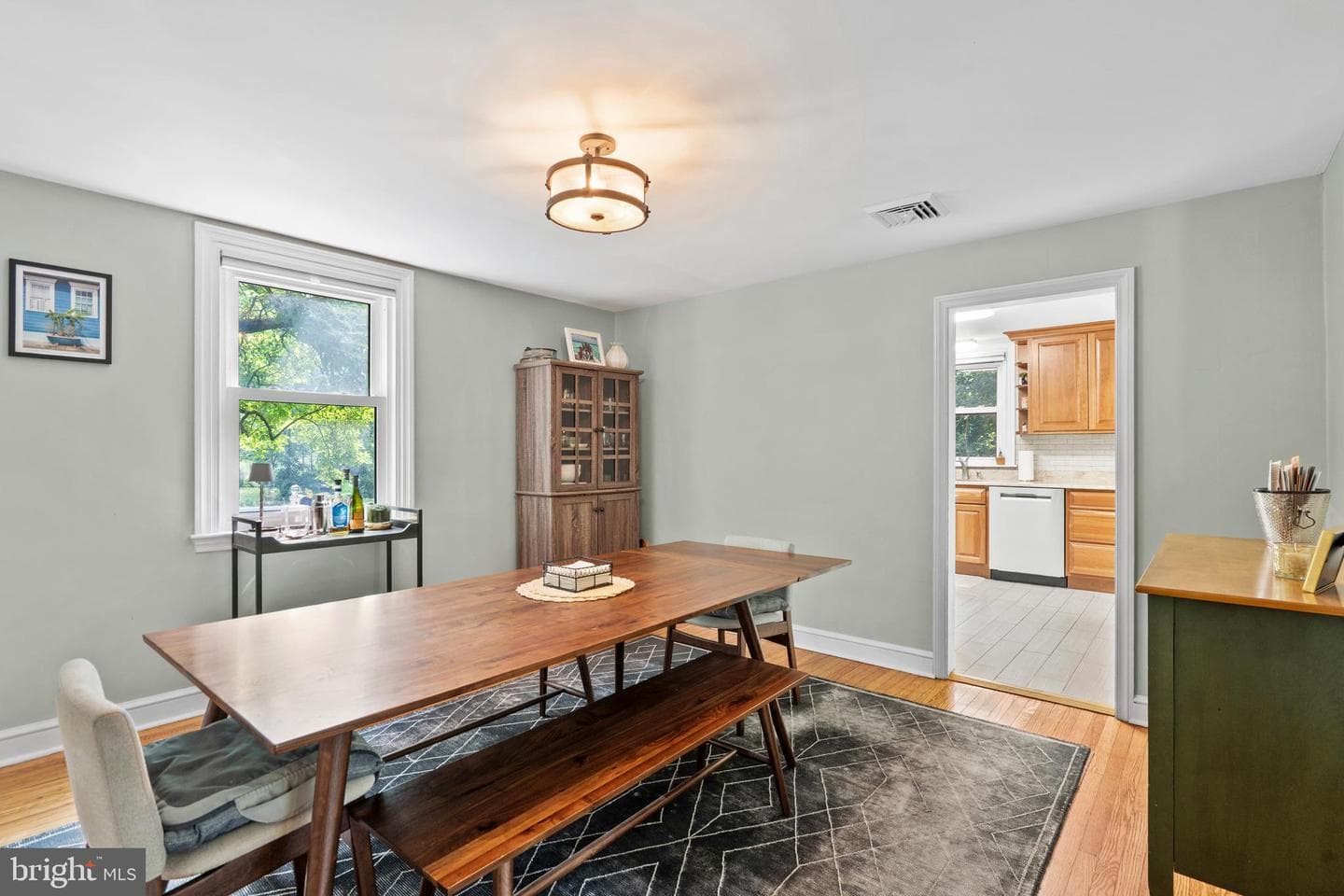 594 Haverford Road photo 5