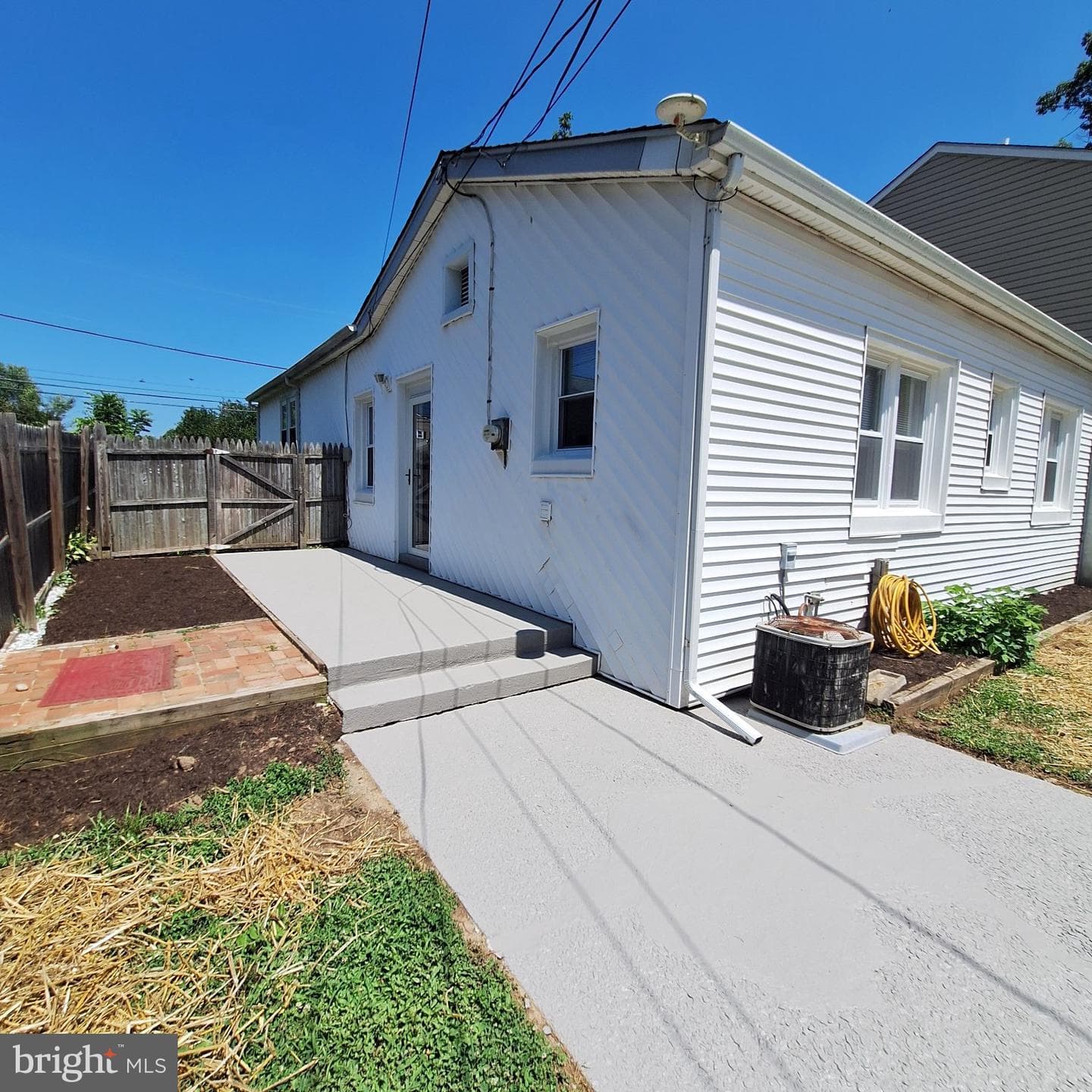 303 Moore Road photo 18