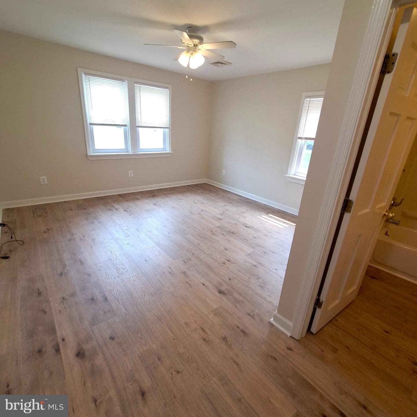 303 Moore Road photo 8
