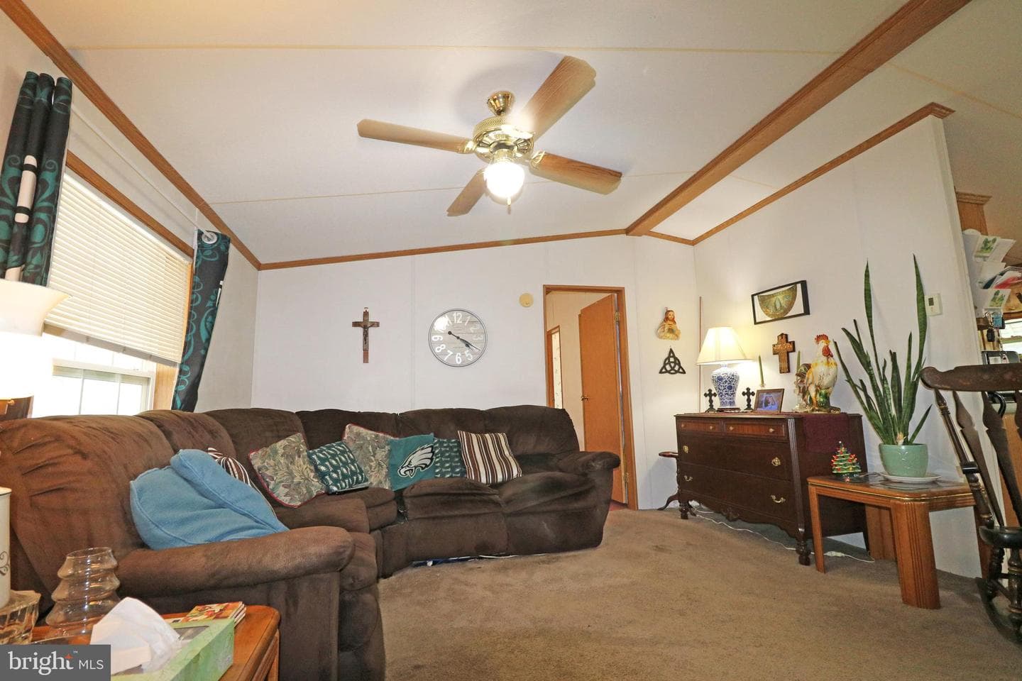 142 Third Avenue photo 5