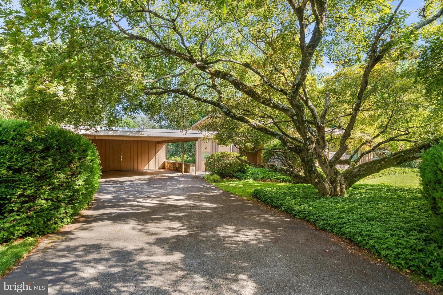 129 Locust Grove Road photo 36